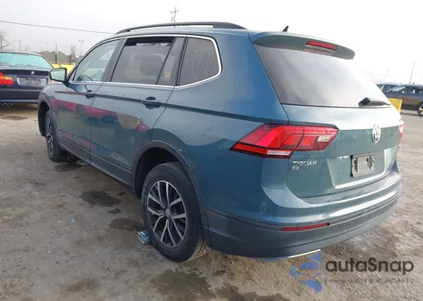 2019 Volkswagen Tiguan 2.0T Se/2.0T Sel/2.0T Sel R-Line/2.0T Sel R-Line Black z USA, uszkodzony, nr VIN 3VV2B7AX8KM113011